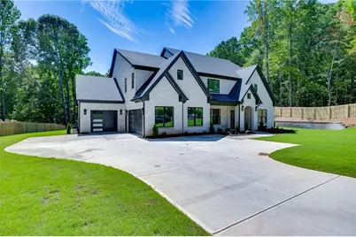 5222 L J Martin Drive, Gainesville, GA 30507 - Photo 3