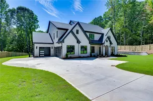 5222 L J Martin Dr, Gainesville, GA 30507 - Photo 3