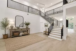 5222 L J Martin Dr, Gainesville, GA 30507 - Photo 7