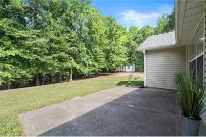 4011 Lafayette Way, Loganville, GA 30052 - Photo 31