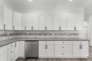 13 N Blanche Ave SW, Rome, GA 30161 - Photo 9