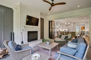 934 Winall Down Rd NE, Atlanta, GA 30319 - Photo 7