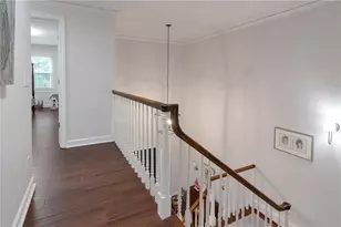 5638 River Oaks Pl, Sandy Springs, GA 30327 - Photo 11