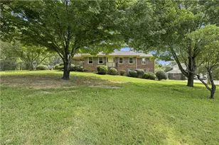 208 Woodland Circle SE, Calhoun, GA 30701 - Photo 1