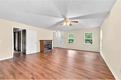 208 Woodland Circle SE, Calhoun, GA 30701 - Photo 7