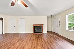 208 Woodland Circle SE, Calhoun, GA 30701 - Photo 9