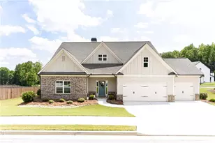 161 Parkers Pl, Hoschton, GA 30548 - Photo 1