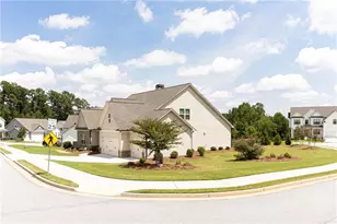 161 Parkers Pl, Hoschton, GA 30548 - Photo 3