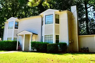 2124 Valley Oaks Dr SE, Smyrna, GA 30080 - Photo 1