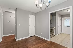 1992 Cooper Lake Dr SE, Smyrna, GA 30080 - Photo 9