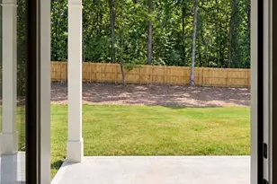 9120 Lisa Cir, Gainesville, GA 30506 - Photo 9