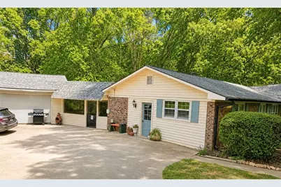 3931 Green Drive, Gainesville, GA 30506 - Photo 9
