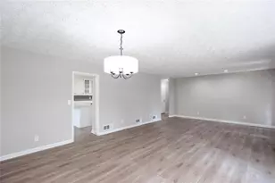 185 Lakeshore Cir SE, Acworth, GA 30101 - Photo 7