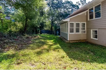 185 Lakeshore Circle SE, Acworth, GA 30101 - Photo 47