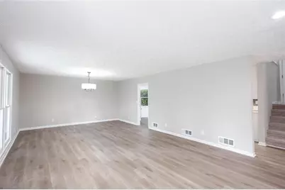185 Lakeshore Circle SE, Acworth, GA 30101 - Photo 5