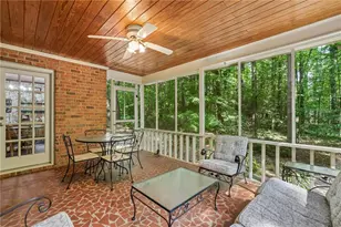 6051 Millstone Run, Stone Mountain, GA 30087 - Photo 19