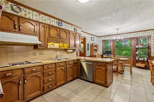 6051 Millstone Run, Stone Mountain, GA 30087 - Photo 15