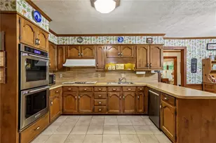 6051 Millstone Run, Stone Mountain, GA 30087 - Photo 17