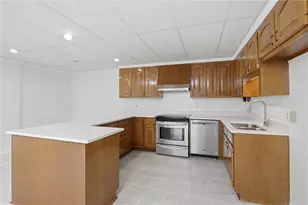 2211 Brooke Farm Trail, Dunwoody, GA 30338 - Photo 33
