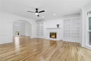 2211 Brooke Farm Trail, Dunwoody, GA 30338 - Photo 9