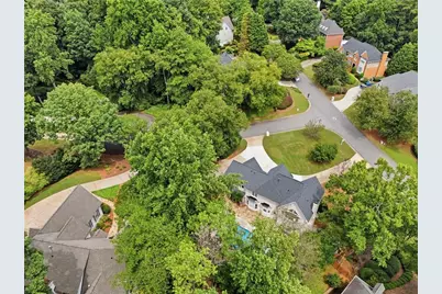 2211 Brooke Farm Trail, Dunwoody, GA 30338 - Photo 51