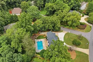 2211 Brooke Farm Trail, Dunwoody, GA 30338 - Photo 55