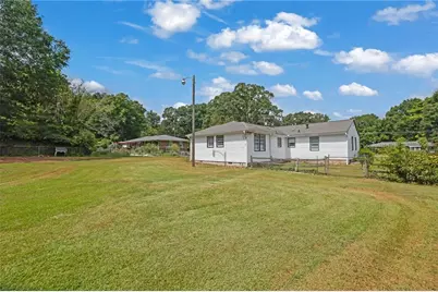 1655 Lucelle Avenue, Stone Mountain, GA 30087 - Photo 29