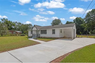 1655 Lucelle Avenue, Stone Mountain, GA 30087 - Photo 3