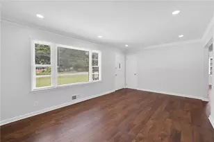 1655 Lucelle Ave, Stone Mountain, GA 30087 - Photo 7