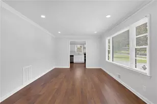 1655 Lucelle Ave, Stone Mountain, GA 30087 - Photo 5