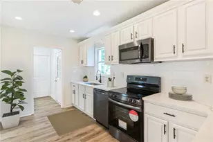 1258 Lyle Ave, Atlanta, GA 30344 - Photo 9