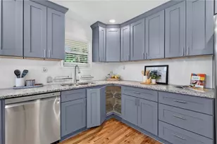1395 Dennis Dr, Decatur, GA 30032 - Photo 3