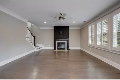 11760 Stratham Drive, Alpharetta, GA 30009 - Photo 9