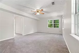 6715 Dogwood Point Ln, Tucker, GA 30084 - Photo 37