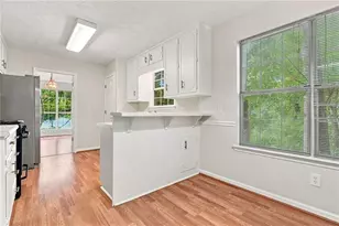 6715 Dogwood Point Ln, Tucker, GA 30084 - Photo 15