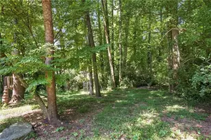 6715 Dogwood Point Ln, Tucker, GA 30084 - Photo 47