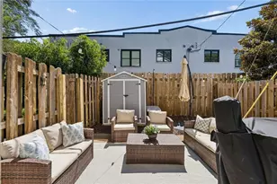 136 NW Peachtree Memorial Dr NW, Atlanta, GA 30309 - Photo 27