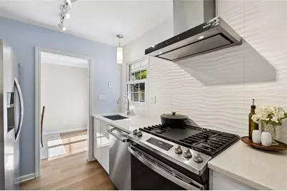 136 NW Peachtree Memorial Drive NW #VA 1, Atlanta, GA 30309 - Photo 19