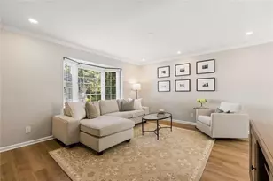 136 NW Peachtree Memorial Dr NW, Atlanta, GA 30309 - Photo 5