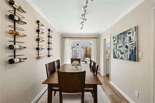 136 NW Peachtree Memorial Dr NW, Atlanta, GA 30309 - Photo 13