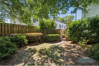 136 NW Peachtree Memorial Drive NW #VA 1, Atlanta, GA 30309 - Photo 35