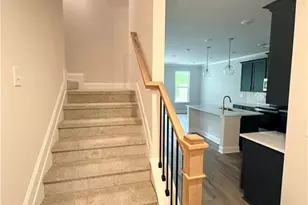 5665 Overview Dr, Flowery Branch, GA 30542 - Photo 11