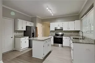 10035 Feather Sound Ct, Alpharetta, GA 30022 - Photo 5