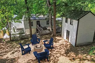 2828 Cloverhurst Dr, East Point, GA 30344 - Photo 29
