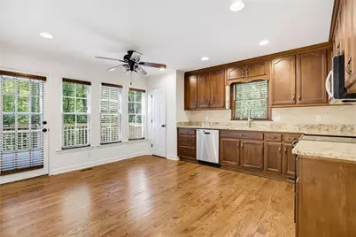 4951 Lost Mountain Trace NW, Kennesaw, GA 30152 - Photo 11