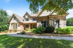 6077 Green Tree Ln, Gainesville, GA 30506 - Photo 5