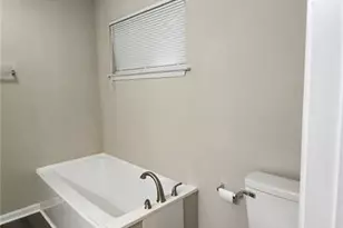 3724 Spring Garden Ln, Lithonia, GA 30038 - Photo 9