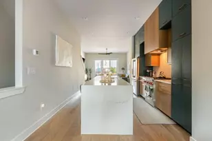 699 Vidalia Ln NW, Atlanta, GA 30318 - Photo 5