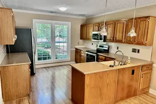 11860 Wexford Club Dr, Roswell, GA 30075 - Photo 7
