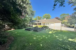 11860 Wexford Club Dr, Roswell, GA 30075 - Photo 17
